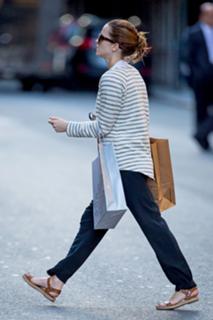 Emma Watson feet photo thumbnail
