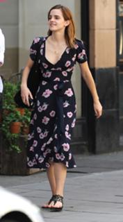 Emma Watson feet photo thumbnail
