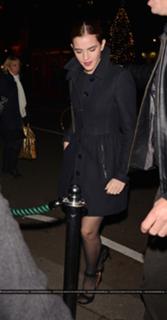 Emma Watson feet photo thumbnail