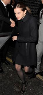 Emma Watson feet photo thumbnail