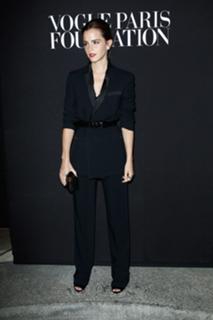 Emma Watson feet photo thumbnail