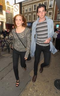 Emma Watson feet photo thumbnail