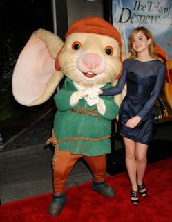 Emma Watson feet photo thumbnail
