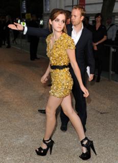 Emma Watson feet photo thumbnail