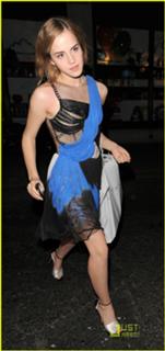 Emma Watson feet photo thumbnail