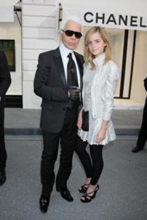 Emma Watson feet photo thumbnail