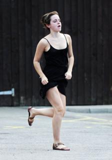Emma Watson feet photo thumbnail