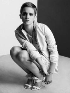 Emma Watson feet photo thumbnail