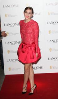Emma Watson feet photo thumbnail