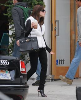 Emma Watson feet photo thumbnail
