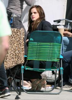 Emma Watson feet photo thumbnail