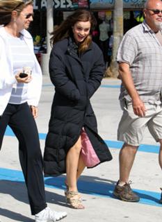 Emma Watson feet photo thumbnail