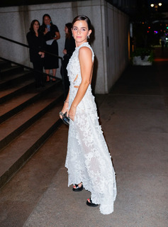 Emma Watson feet photo thumbnail