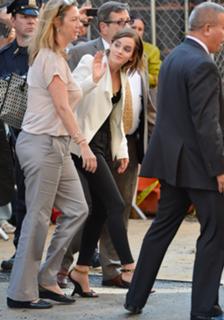 Emma Watson feet photo thumbnail