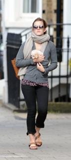 Emma Watson feet photo thumbnail