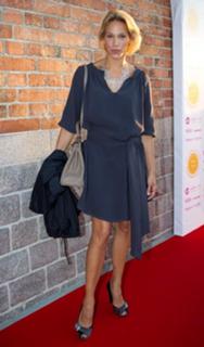 Emma Wiklund feet photo thumbnail