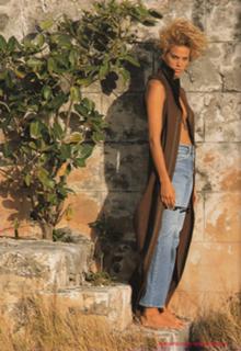 Emma Wiklund feet photo thumbnail