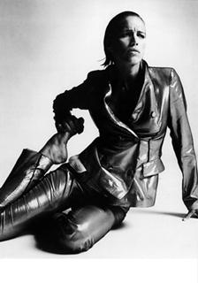 Emma Wiklund feet photo thumbnail