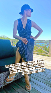 Emma Wiklund feet photo thumbnail