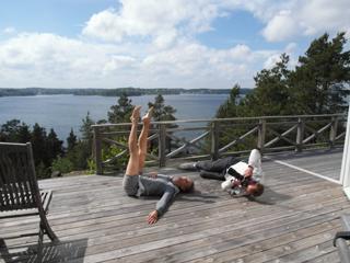 Emma Wiklund feet photo thumbnail