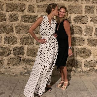 Emma Wiklund feet photo thumbnail