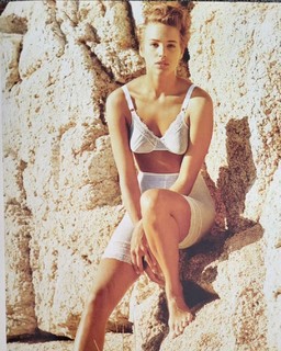 Emma Wiklund feet photo thumbnail