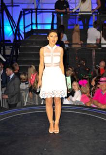 Emma Willis feet photo thumbnail