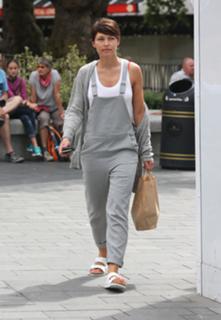 Emma Willis feet photo thumbnail