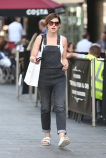 Emma Willis feet photo thumbnail