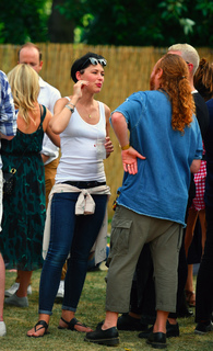 Emma Willis feet photo thumbnail