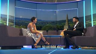 Emma Willis feet photo thumbnail