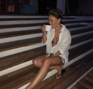 Emma Willis feet photo thumbnail