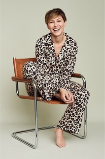Emma Willis feet photo thumbnail