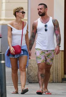 Emma Willis feet photo thumbnail