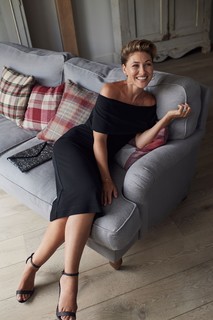 Emma Willis feet photo thumbnail