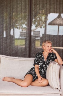 Emma Willis feet photo thumbnail