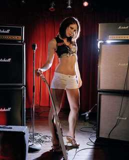 Emma Willis feet photo thumbnail