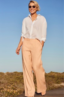 Emma Willis feet photo thumbnail