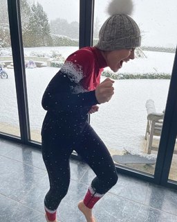 Emma Willis feet photo thumbnail