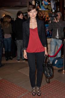 Emma Willis feet photo thumbnail