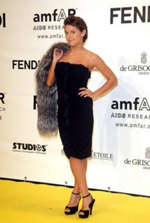 Emma de Caunes feet photo 16