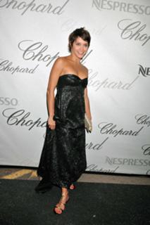 Emma de Caunes feet photo 3
