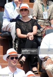 Emmanuelle Béart feet photo thumbnail