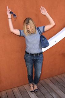 Emmanuelle Béart feet photo thumbnail