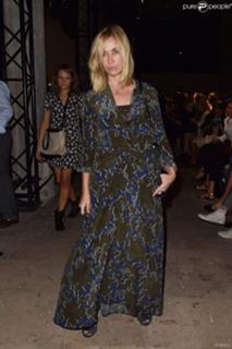 Emmanuelle Béart feet photo thumbnail