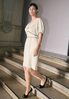 Emmanuelle Béart feet photo thumbnail