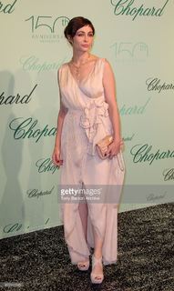 Emmanuelle Béart feet photo thumbnail