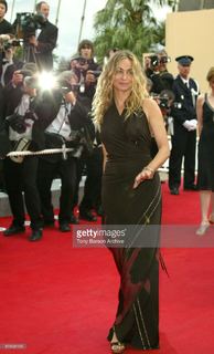 Emmanuelle Béart feet photo thumbnail