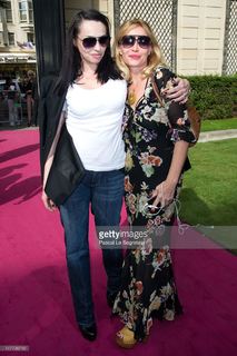 Emmanuelle Béart feet photo thumbnail