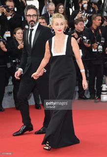 Emmanuelle Béart feet photo thumbnail